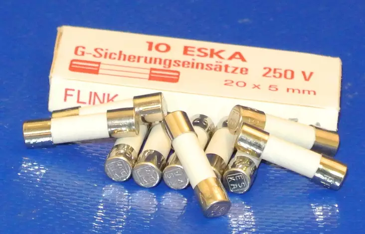 5*20mm 0,5A 250V FF erikoisnopea lasiputkisulake 5x20mm 500mA - Keraamiset putkisulakkeet T-FF - 6005000 - 1