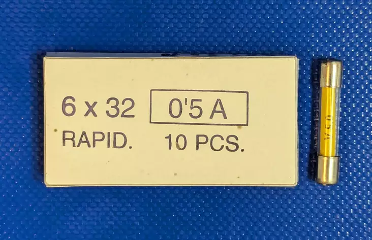 6,3*32 mm 0,5A 250V F Lasiputkisulake - Lasiputkisulakkeet 6,3x32mm nopeat (F) j - 3021357-6030050 - 1
