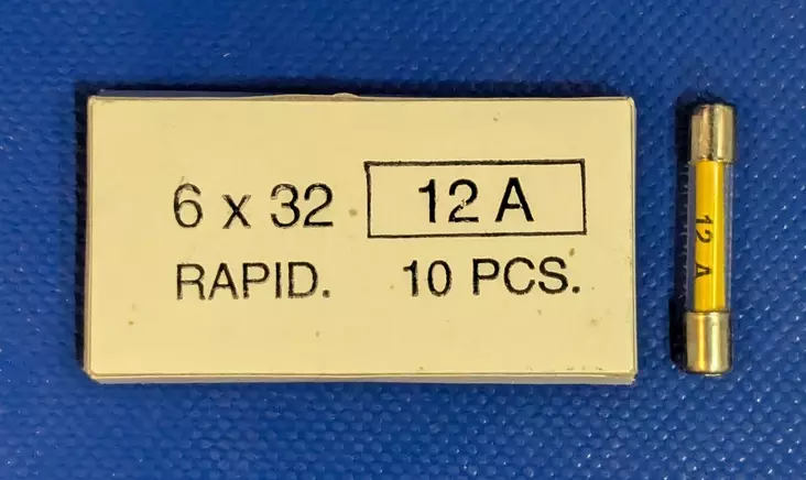 6,3*32 mm 12A 250V F Lasiputkisulake - Lasiputkisulakkeet 6,3x32mm nopeat (F) j - 3021373-6031200 - 1