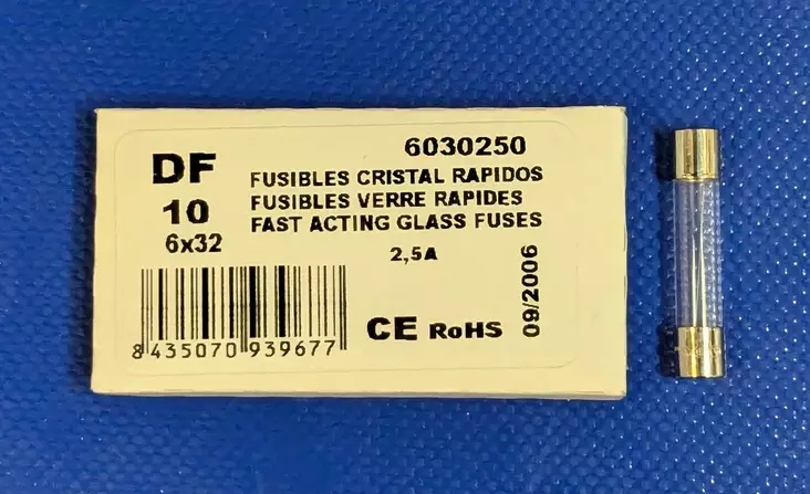 6,3*32 mm 2,5A 250V F Lasiputkisulake - Lasiputkisulakkeet 6,3x32mm nopeat (F) j - 3021364-6030250 - 1