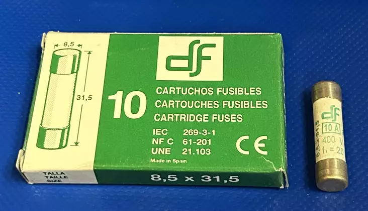 8,5*31,5 mm 10A 400V aM Putkivaroke - Keraamiset putkisulakkeet aM - 3121390-411110 - 1