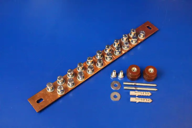 Maadoituskisko ECS-MKP-0550480 20 x M10 - ECS-MKP Pulttiliitäntäiset päämaadoitusk - ECSMKP0550480M1020 - 1