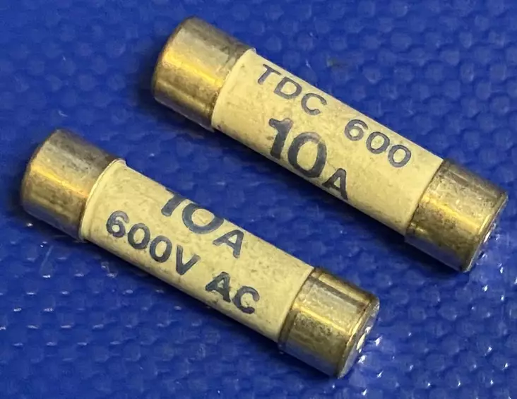 Putkisulake Bussmann TDC-600-10 10A 600Vac 6,3x25,4mm BS1362 - British Standard sulakkeet (BS) - TDC-600-10 - 1