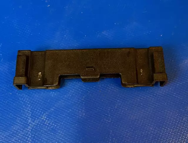 Yhdistämispala koko-NH3 DF alustoille - Tarvikkeet NH-kahvavarokealustoille - 325630 - 1