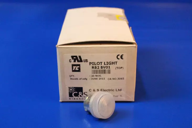 Merkkilampun kirkas kupu - 22mm HÄTÄ-Seis-, ohjaus- ja 1-0 painikke - RB2BV01 - 1