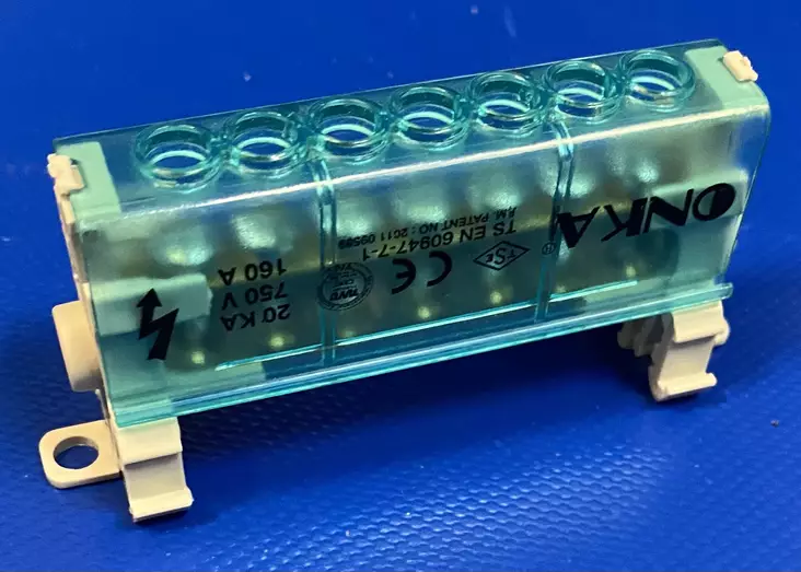 PE-/N-kiskopaketti 160A 2*25mm² + 5*16mm² taustalevy ja 15mm Din-kisko kiinnitteinen potentiaalintasauskisko - Ruuviliitäntäiset N- ja PE-kiskot - ONKA2071 - 1