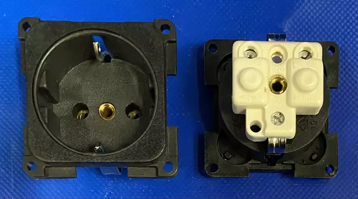 Vedder system 10.000 Schuko pistorasia 1002035SCH Musta 16A 250vac - Keskuskomponentit - 6468001 - 1