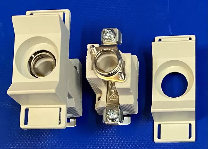 Tulppavarokealusta D01 E14 1-nap Din-kisko - Tarvikkeet D01 / E14 ja D02 / E18 tulppa - 2221011 - 1