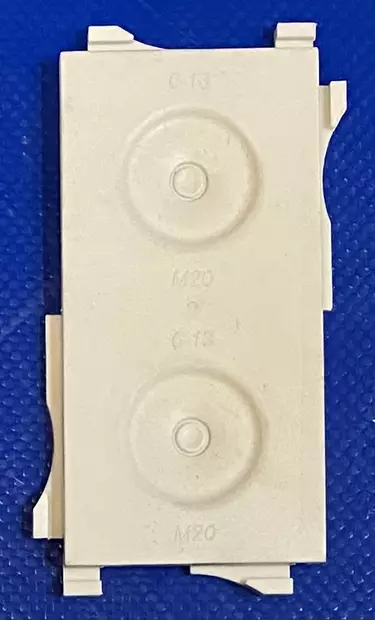 Kakkoskoon TSS-FL21 multilaipan läpivienti moduuli (2xM20 6-13mm kaapeleille), multilaippa vedonpoistolla - TSS Modifioitavat multilaipat - 2665412 - 1