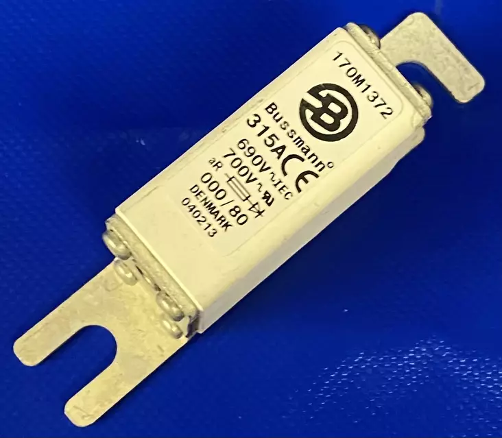 Erikoisnopeakahvavaroke NH-000 315A 690V aR 80mm pulttikiinnityksellä - Erikoisnopeat NH kahvasulakkeet pulttiki - 170M1372 - 1
