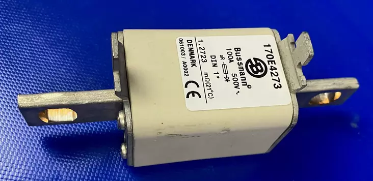 1 / 100A 500V aR Erik.nop.kahvavaroke - Erikoisnopeat NH kahvasulakkeet veitsiki - 170E4273 - 1