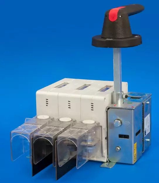 3-nap. 250A kuormakytkin apukoskett.sopivat tähän - Kuormakytkimet CSSD - CSSD250DM3 - 1