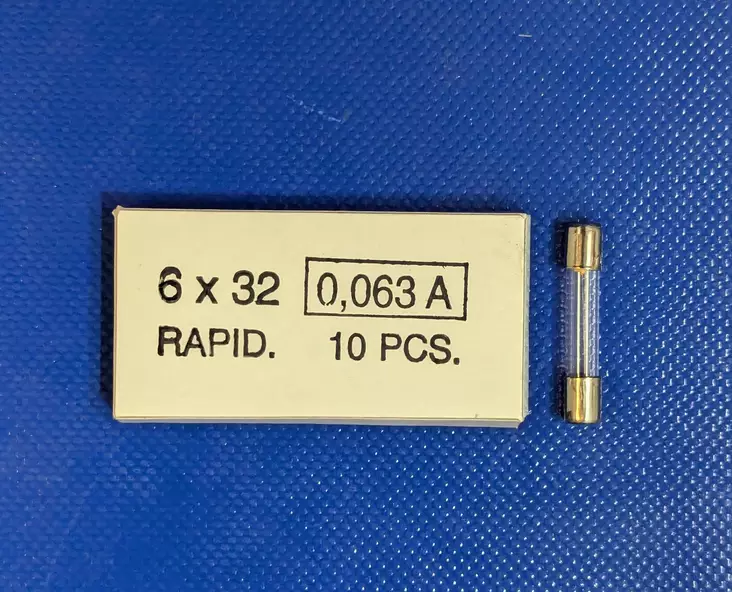 6,3*32 mm 0,063A 250V F Lasiputkisulake - Lasiputkisulakkeet 6,3x32mm nopeat (F) j - 504004 - 1