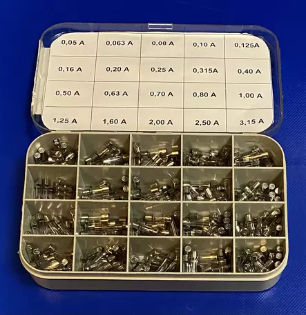 Lasiputkisulake nopea (F) 5*20mm lajitelmalaatikko 50mA -3,15A 250V à20kpl - Lasiputkisulakkeet 5x20mm nopeat (F) ja  - 6900605 - 1