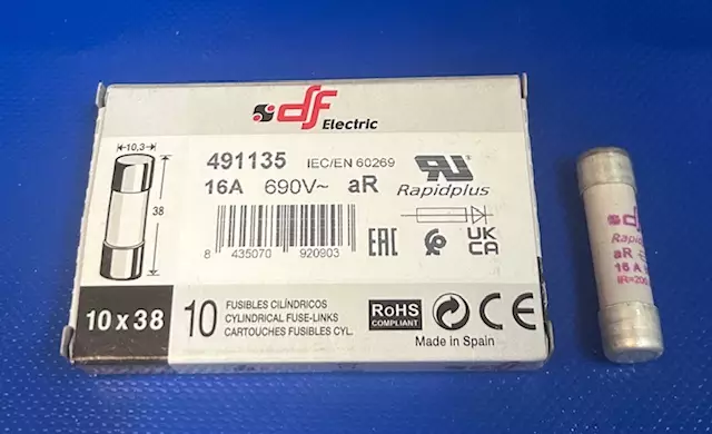 10*38 mm 16A 690Vac 400Vdc aR 200kA Putkivaroke Erikoisnopea keraaminen putkisulake - Erikoisnopeat putkisulakkeet aR - 3121305-491135 - 1