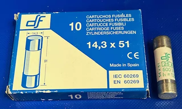 14*51 mm 25A 500V aM Putkivaroke iskurilla - Keraamiset putkisulakkeet aM - 441225 - 1