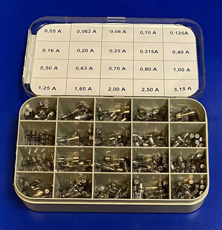 Lasiputkisulake nopea (F) 5*20mm lajitelmalaatikko 50mA -3,15A 250V à20kpl - Lasiputkisulakkeet 5x20mm nopeat (F) ja  - 6900605 - 1