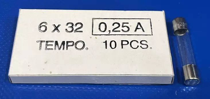 6,3*32 mm 0,25A 250V T Lasiputkisulake - Lasiputkisulakkeet 6,3x32mm nopeat (F) j - 3021379-6330025 - 2
