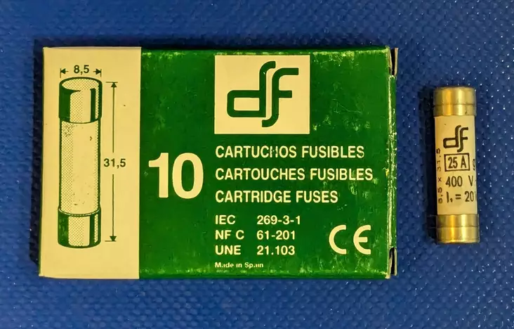 8,5*31,5 mm 25A 400V gl-gG Putkivaroke - Keraamiset putkisulakkeet gG - 3121384-420525 - 1