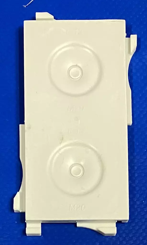 Ykköskoon TSS-FL13 multilaipan läpivienti moduuli (2xM20 6-13mm kaapeleille), multilaippa vedonpoistolla - TSS Modifioitavat multilaipat - 2665415 - 1