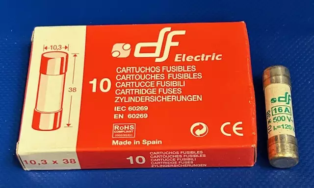 10*38 mm 16A 500V aM Putkivaroke - Keraamiset putkisulakkeet aM - 3121417-440016 - 1