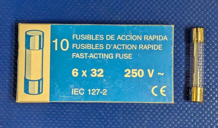 6,3*32 mm 16A 250V F Lasiputkisulake - Lasiputkisulakkeet 6,3x32mm nopeat (F) j - 503016 - 1
