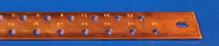 ECS-MKP Numeroiden meistaaminen - ECS-MKP Pulttiliitäntäiset päämaadoitusk - Tyo6 - 1