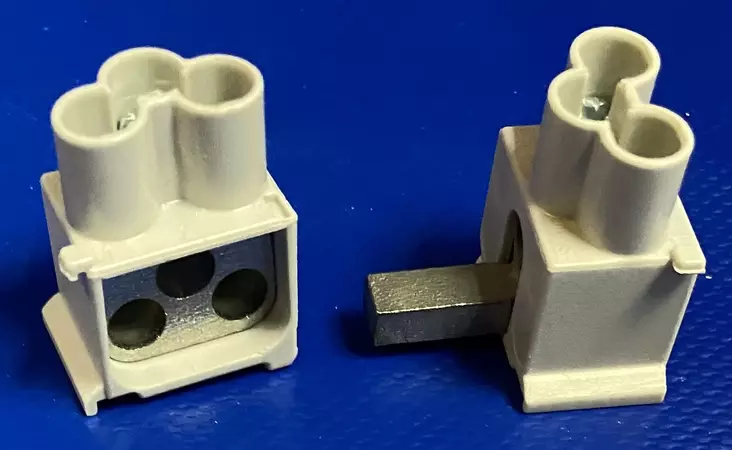 Cu-syöttöliitin 3x16mm² piikki eristetty1-mod.lev. - Al-/Cu-yleisliittimet - 2115900316-DT3-16 - 1