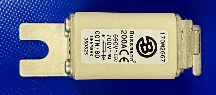 000 / 80 200A 690V aR Erik.nop.kahvavaroke - Erikoisnopeat NH kahvasulakkeet pulttiki - 170M2667 - 1