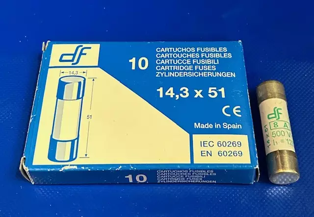 14*51 mm 8A 500V aM Putkivaroke iskurilla - Keraamiset putkisulakkeet aM - 441208 - 1