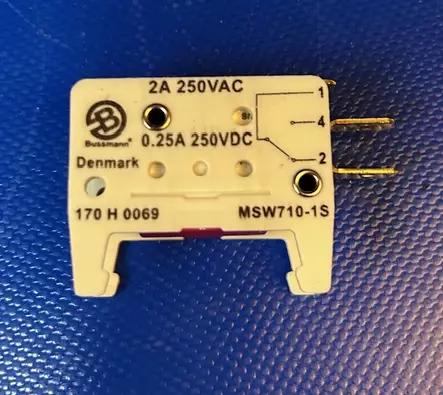 Mikrokytkin BUSSMANN 250V 2A K-indikointi Bussmann - Tarvikkeet NH-kahvavarokealustoille - 170H0069 - 1