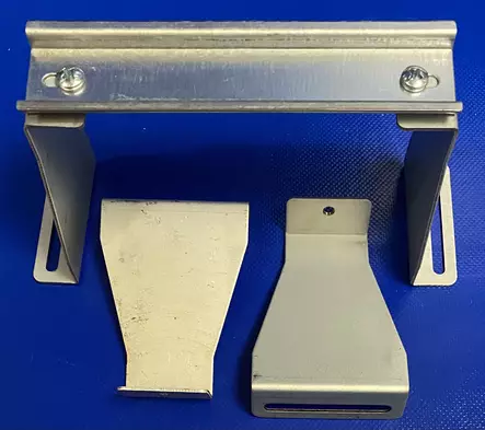 DIN-kiskon kannake NP4 läppäkansille - DIN-Aukkoläppäkannet kotelon pinnasta up - NP4ACC - 2