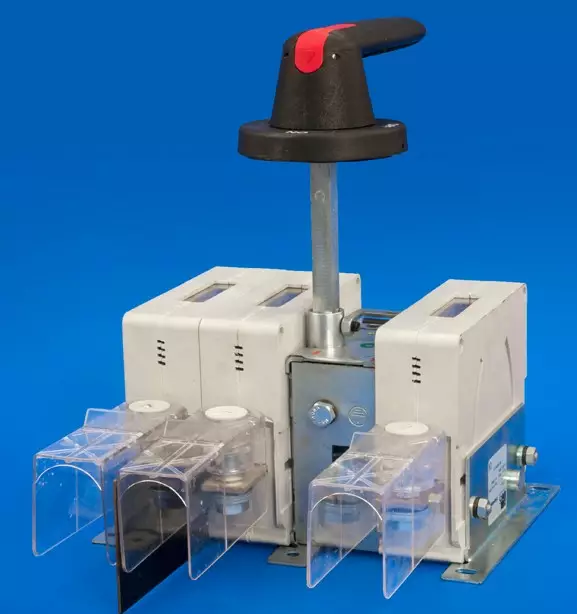 3-nap. 400A kuormakytkin - Kuormakytkimet CSSD - CSSD400K12FCC - 1