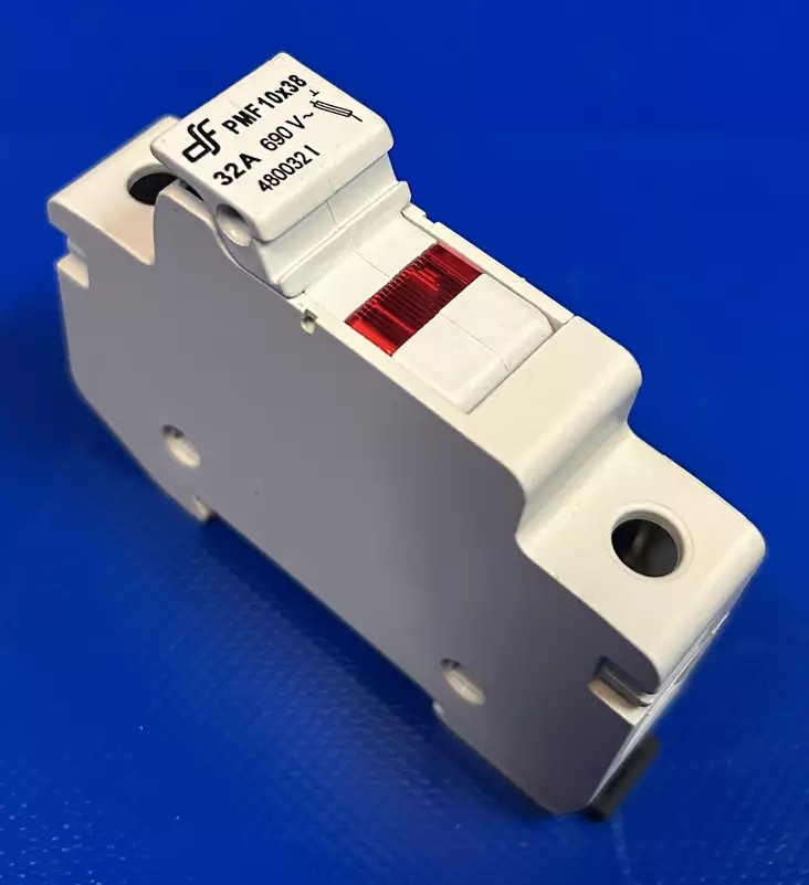 10*38 mm 1-nap + ind PMF DIN-kisko Putkivaroke-al. - Sulakepitimet 10x38mm sulakkeille - 3121488-480032I - 1