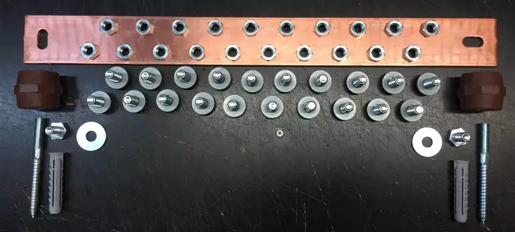 Maadoituskisko ECS-MKP-0550500 M8 Kale - ECS-MKPK Pulttiliitäntäiset päämaadoitus - ECSMKP0550500M820K - 1