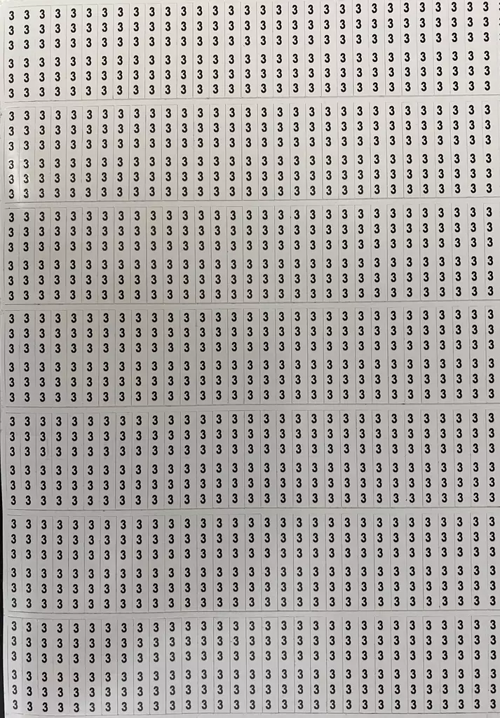 Johdinmerkkaus tarra numero 3, tarrat tulevat arkkina jossa numeroa 3 on 224kpl, yhden tarran koko 6x38mm - A4 4-väri Muotoonleikatut tarrat  - TararkNro3x224kpl - 1