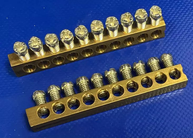 SET10 PE-/N-kisko ECS-MK-BASIC-SET 10x16mm² - Ruuviliitäntäiset N- ja PE-kiskot - SET10_irto - 1