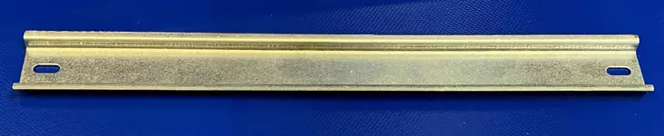 DIN kisko 367mm 35*7,5mm reijitetty M5*10mm - DIN-Kiskot - DIN35367R - 1